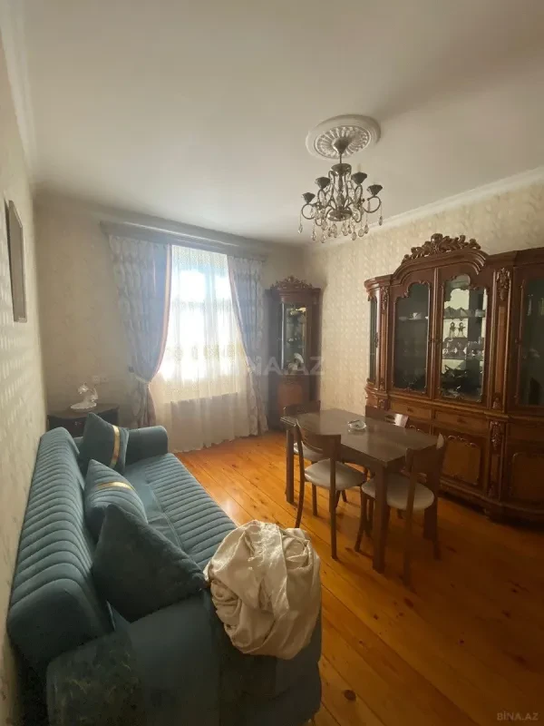 Kirayə verilir 4 otaqlı həyət evi 80 m²