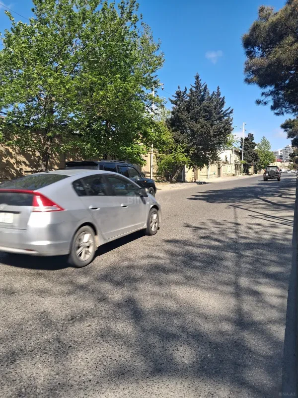 Satılır 6 otaqlı həyət evi 280 m²