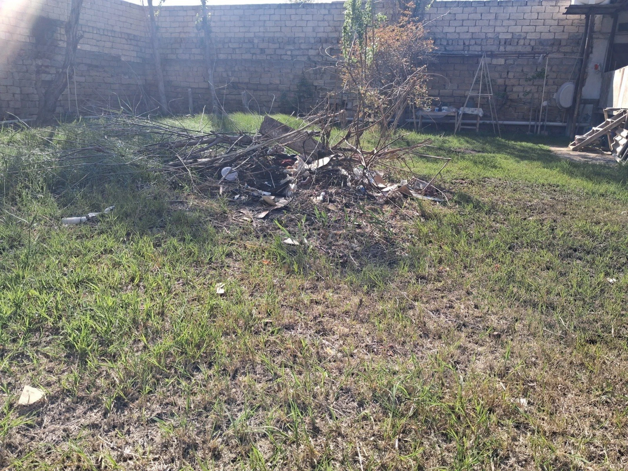 Satılır 6 otaqlı həyət evi 280 m²