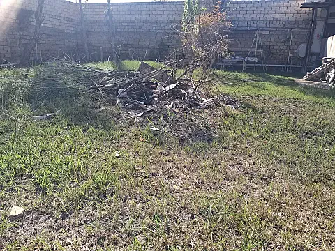 Satılır 6 otaqlı həyət evi 280 m²