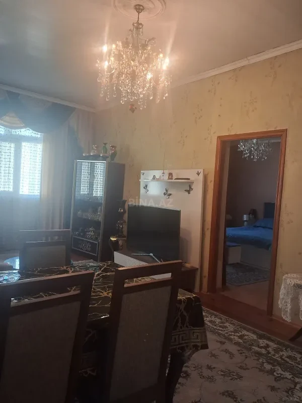 Satılır 6 otaqlı həyət evi 280 m²