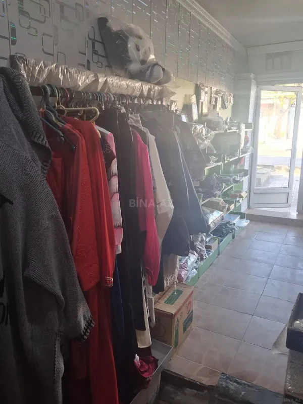 Satılır 6 otaqlı həyət evi 280 m²