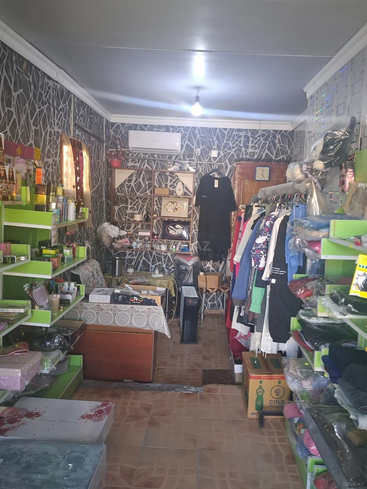 Satılır 6 otaqlı həyət evi 280 m²