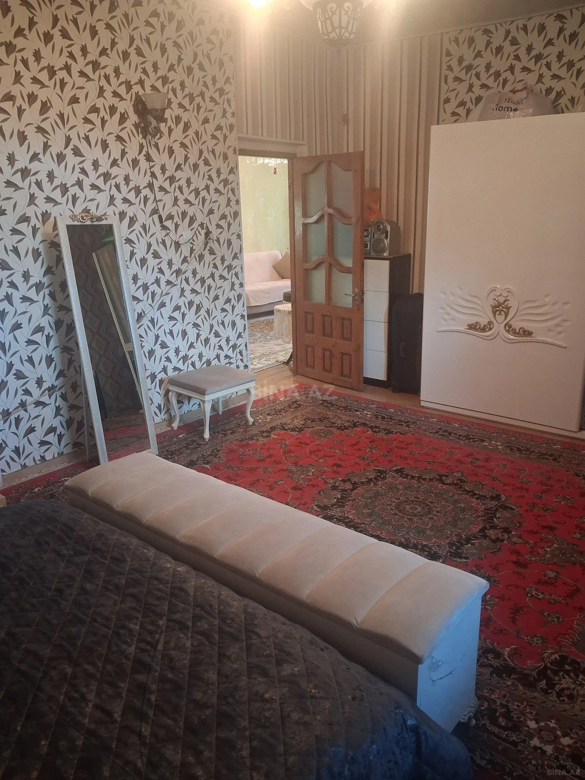 Satılır 6 otaqlı həyət evi 280 m²
