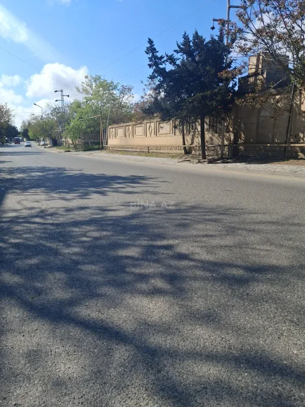 Satılır 6 otaqlı həyət evi 280 m²
