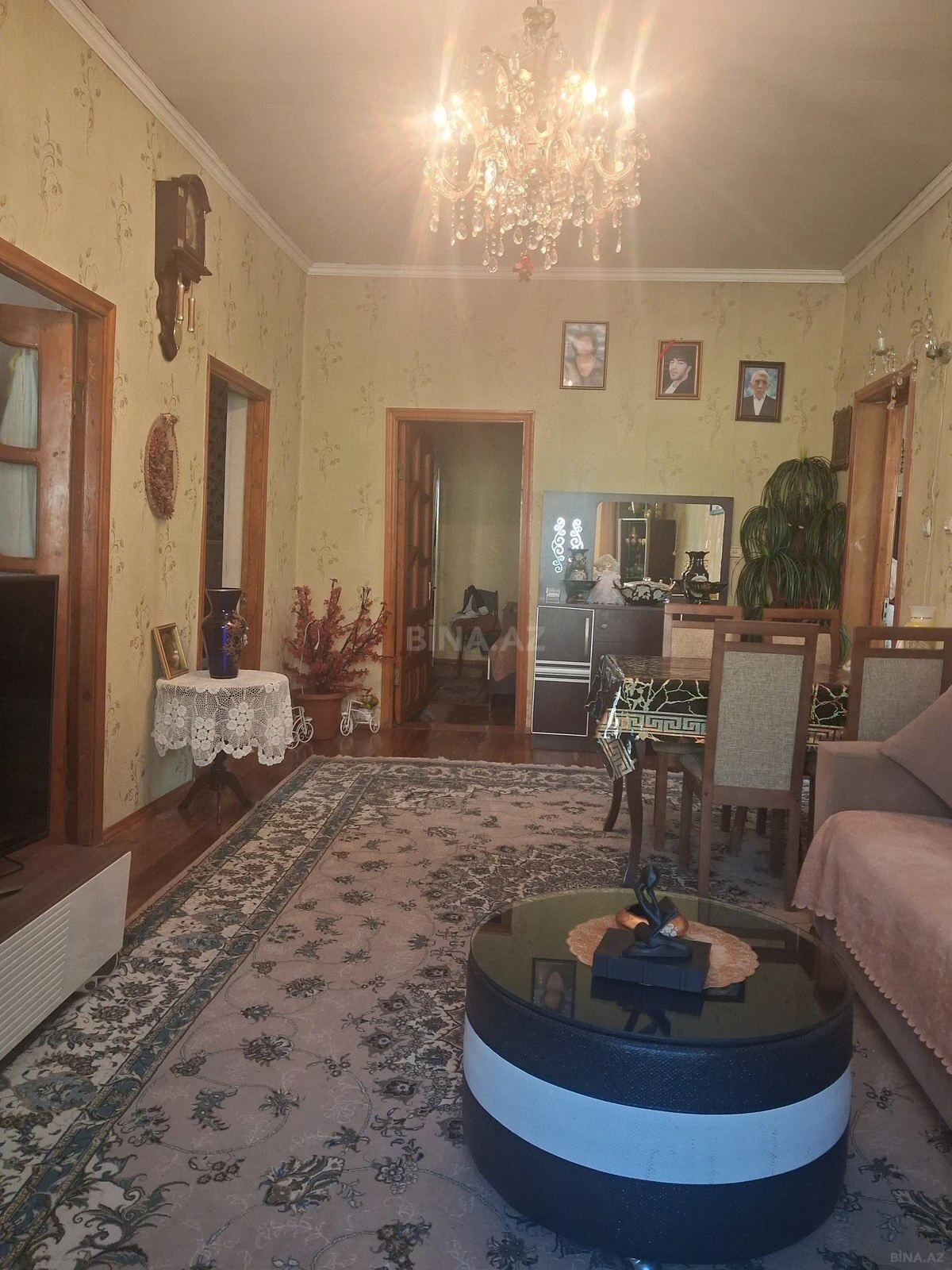Satılır 6 otaqlı həyət evi 280 m²