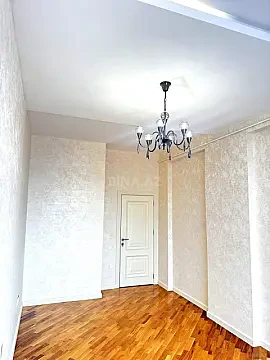 Satılır 3 otaqlı mənzil 110.5 m²