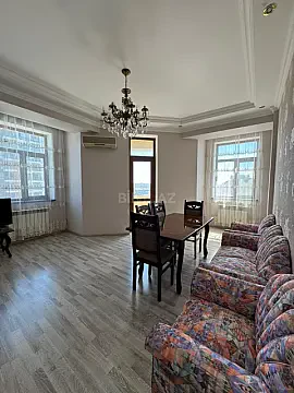Kirayə verilir 2 otaqlı mənzil 70 m²