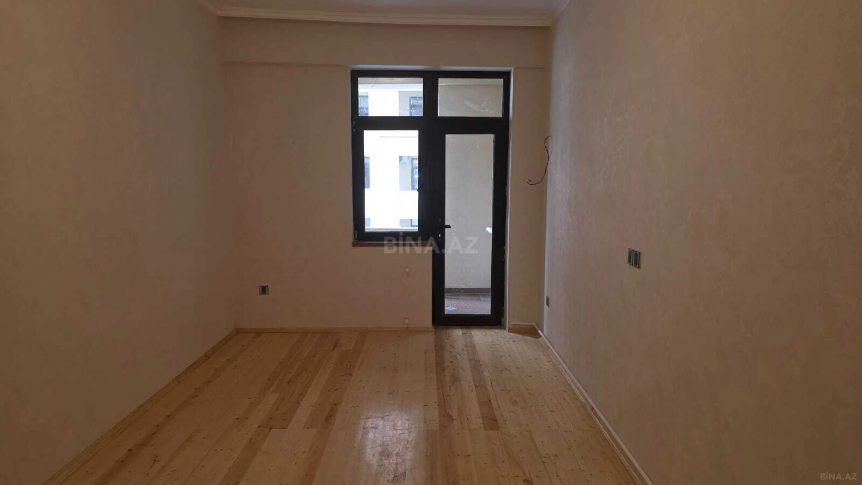 Satılır 1 otaqlı mənzil 45 m²