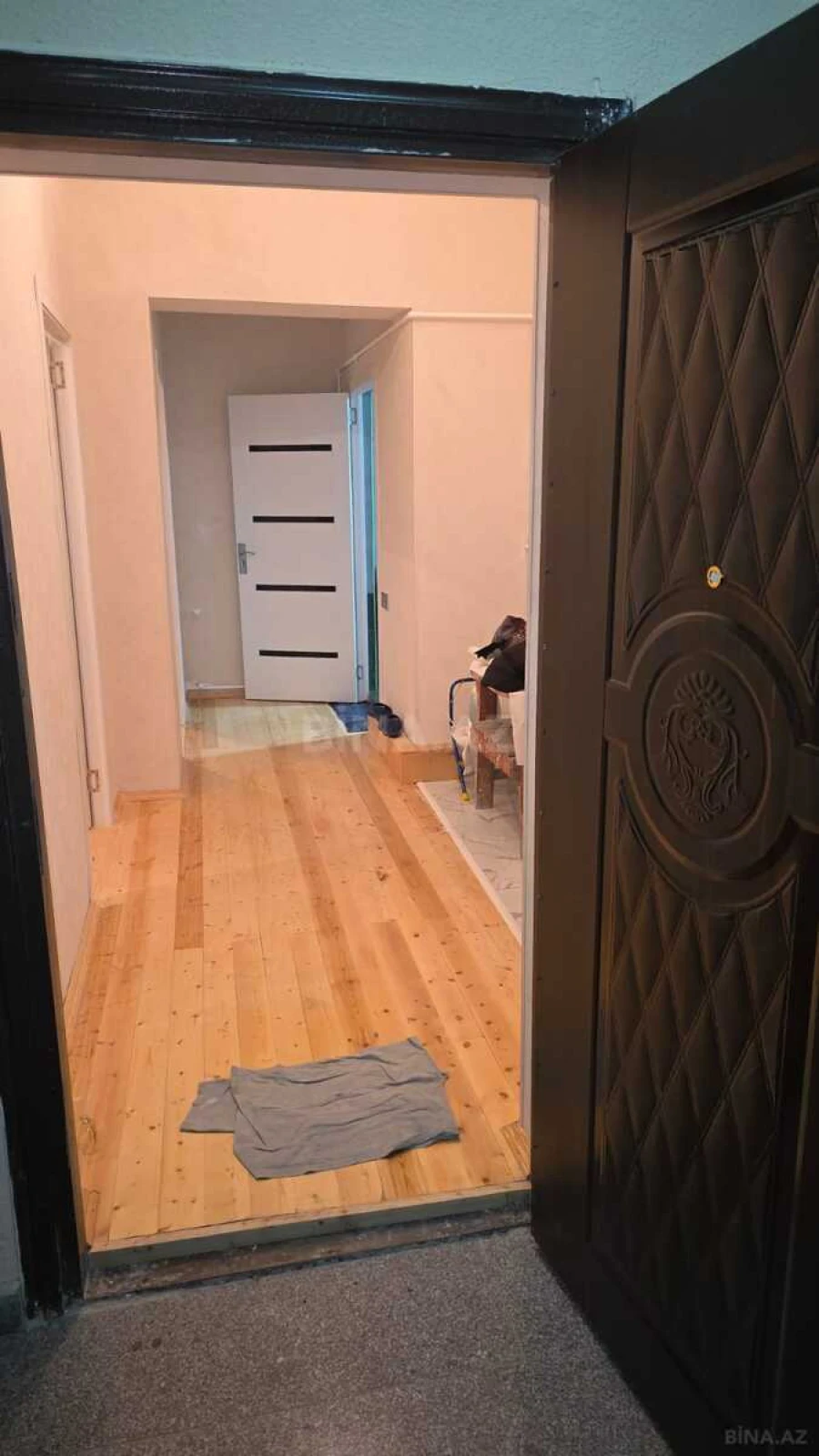 Satılır 1 otaqlı mənzil 45 m²