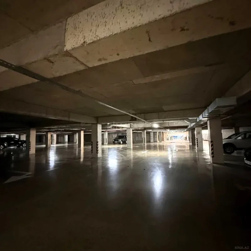Satılır 3 otaqlı mənzil 123 m²