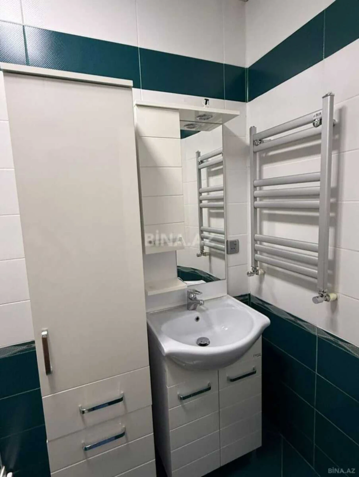Kirayə verilir 3 otaqlı mənzil 130 m²