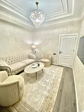 Kirayə verilir 2 otaqlı mənzil 61 m²