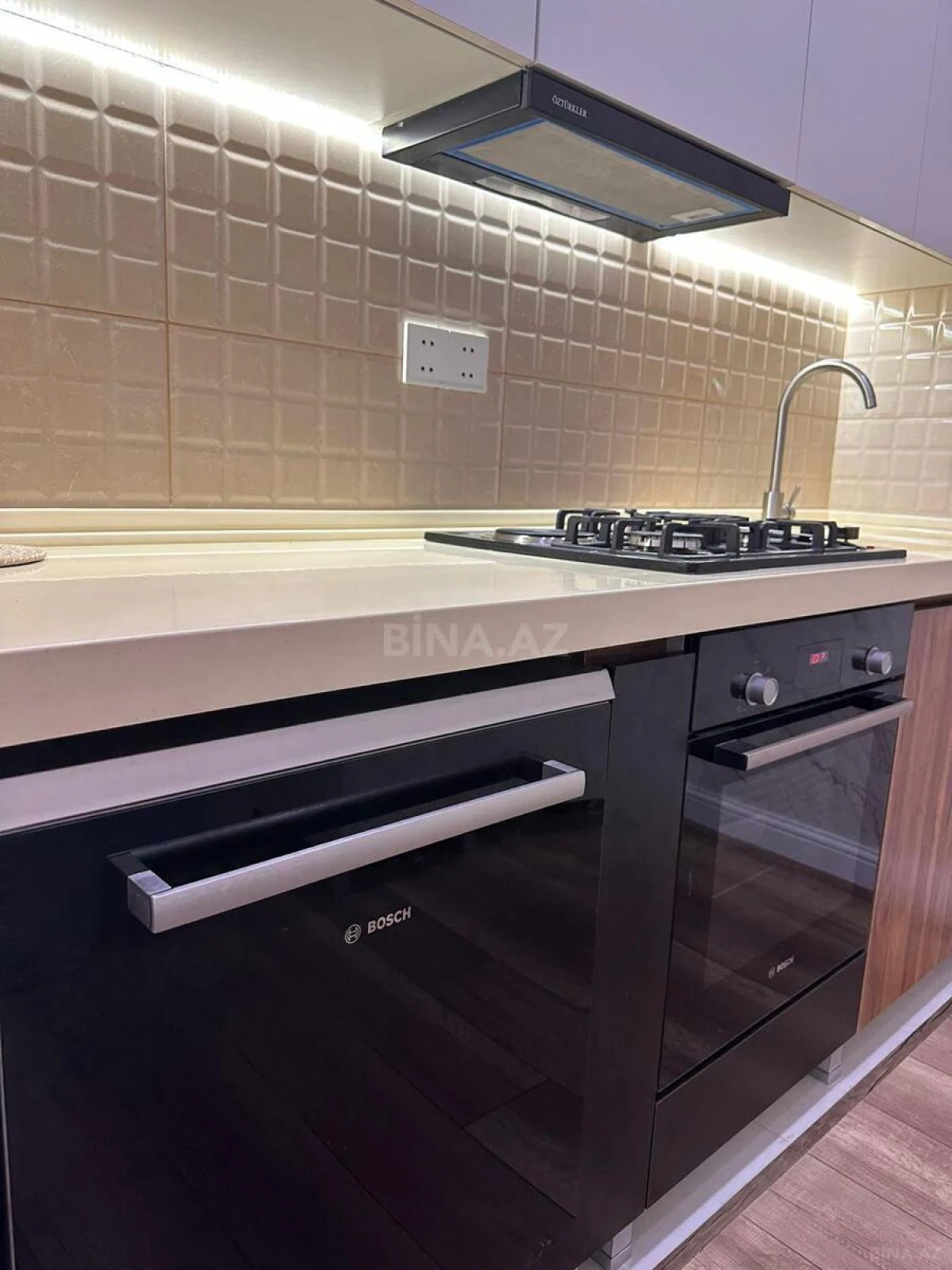 Kirayə verilir 2 otaqlı mənzil 75 m²