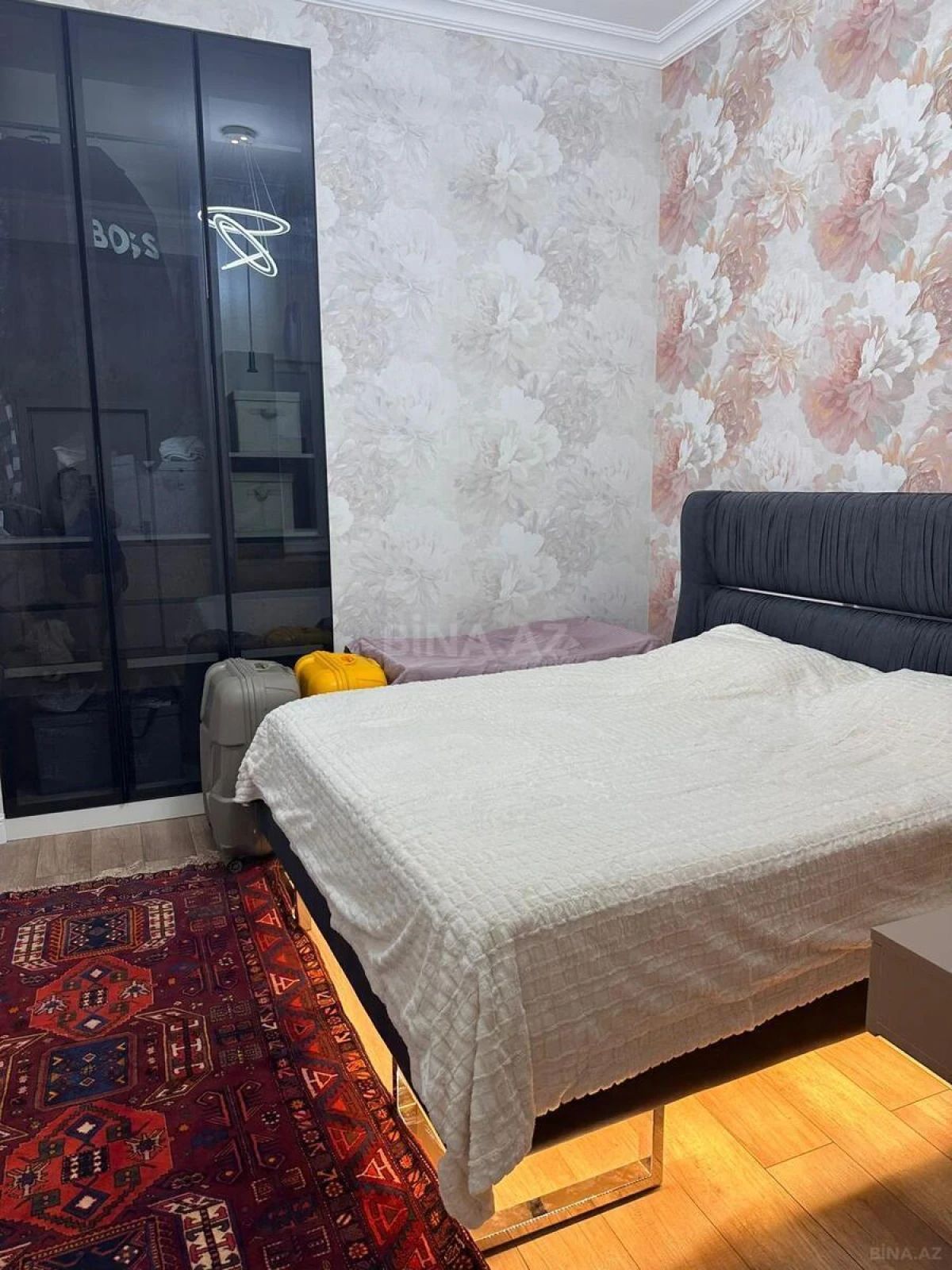 Kirayə verilir 2 otaqlı mənzil 75 m²