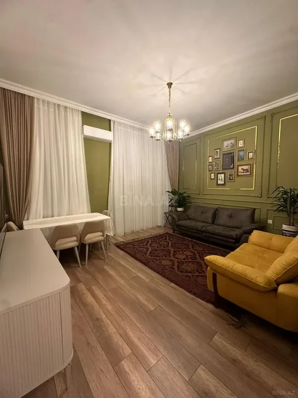 Kirayə verilir 2 otaqlı mənzil 75 m²