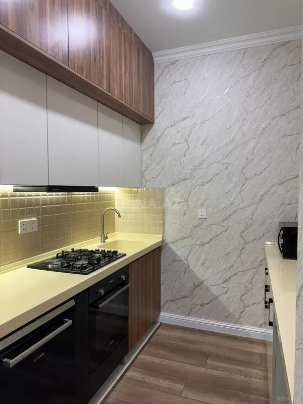 Kirayə verilir 2 otaqlı mənzil 75 m²