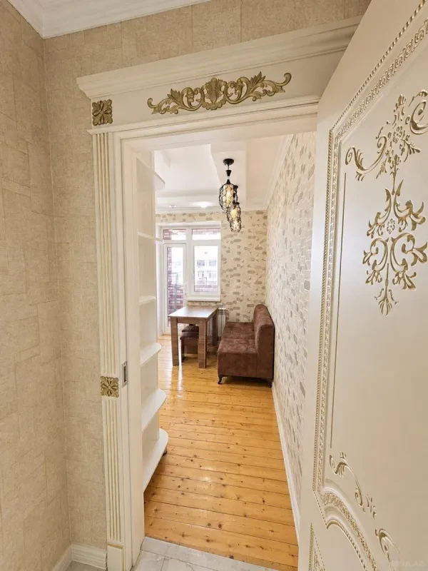 Satılır 3 otaqlı mənzil 86 m²
