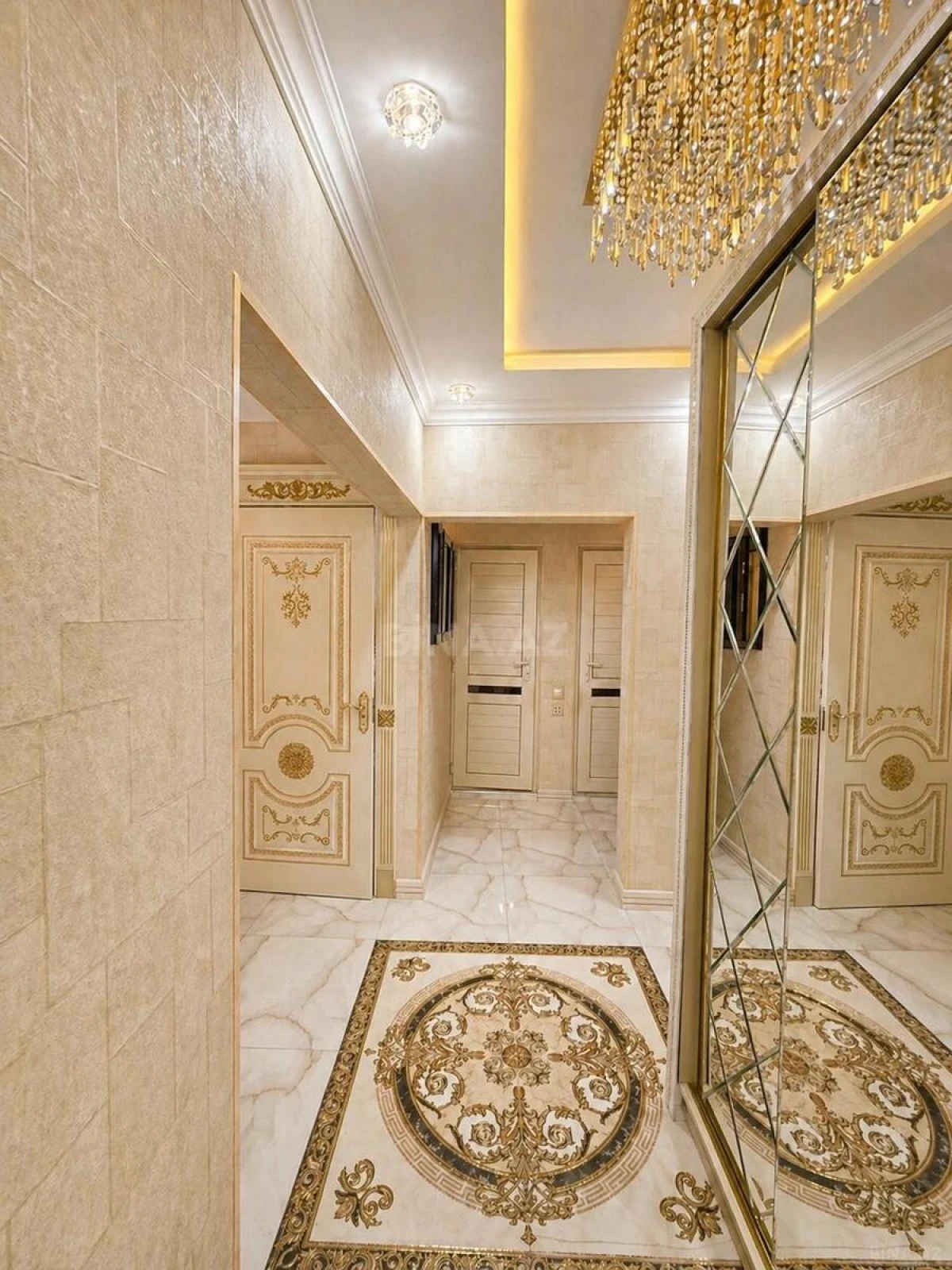 Satılır 3 otaqlı mənzil 86 m²
