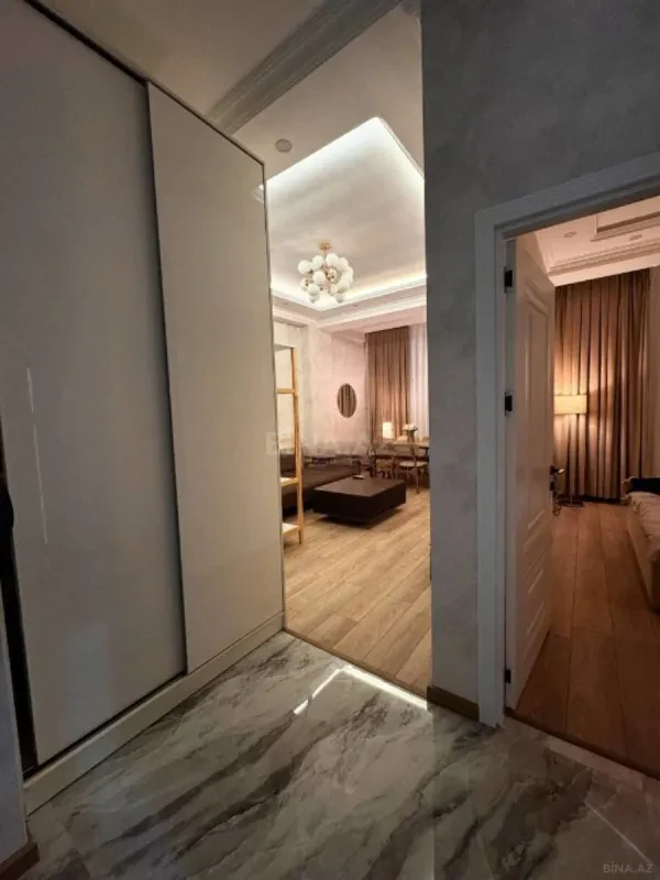 Kirayə verilir 2 otaqlı mənzil 65 m²