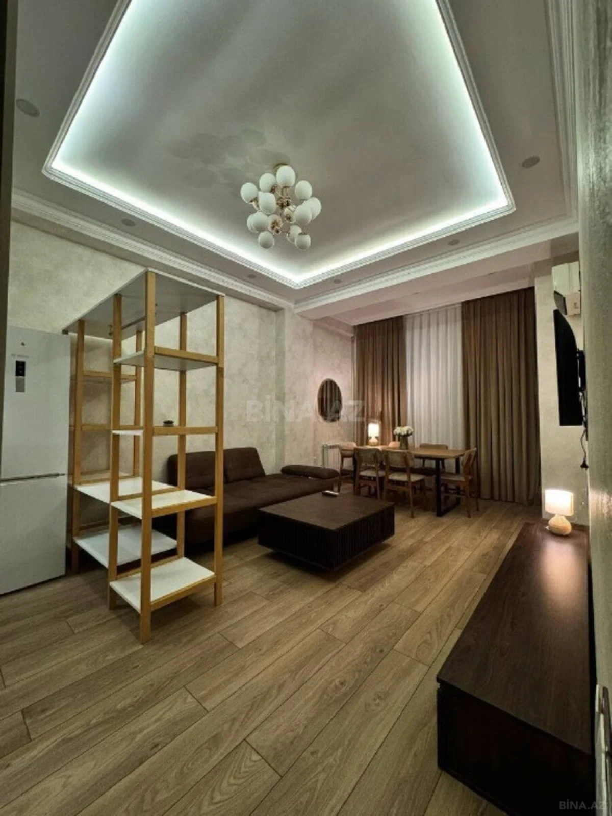 Kirayə verilir 2 otaqlı mənzil 65 m²