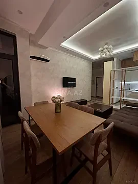 Kirayə verilir 2 otaqlı mənzil 65 m²