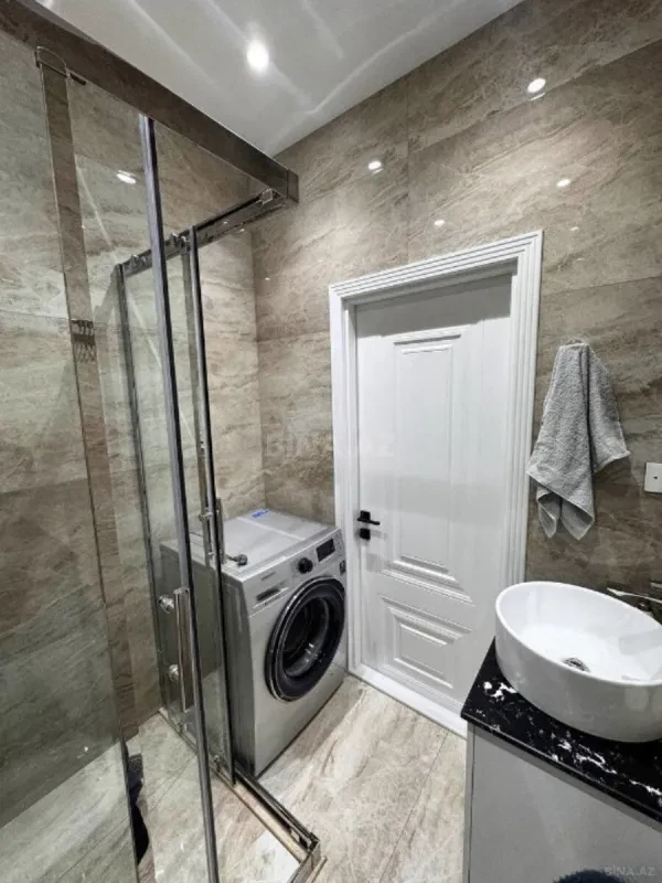 Kirayə verilir 2 otaqlı mənzil 65 m²