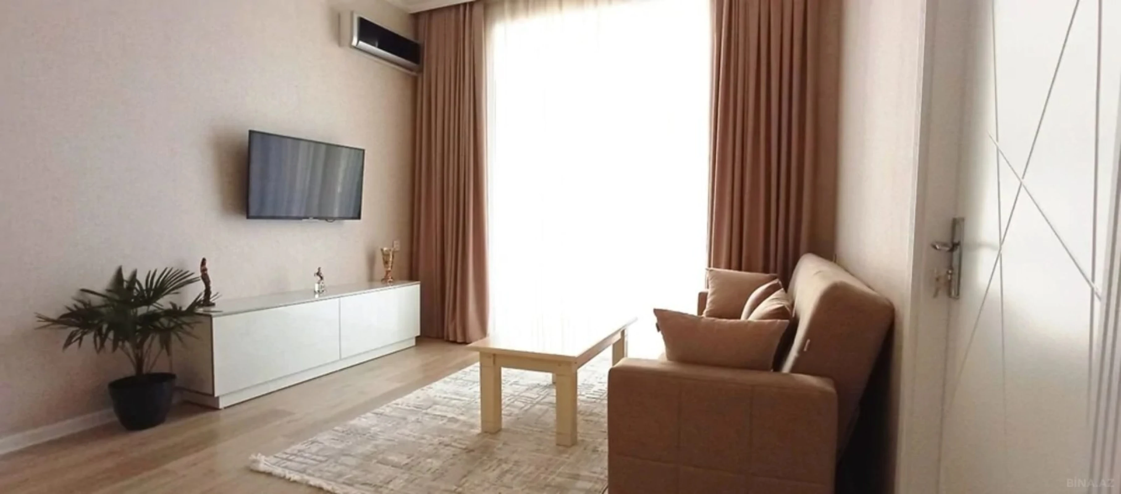 Kirayə verilir 2 otaqlı mənzil 50 m²