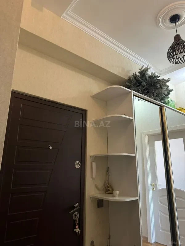 Satılır 2 otaqlı mənzil 74 m²