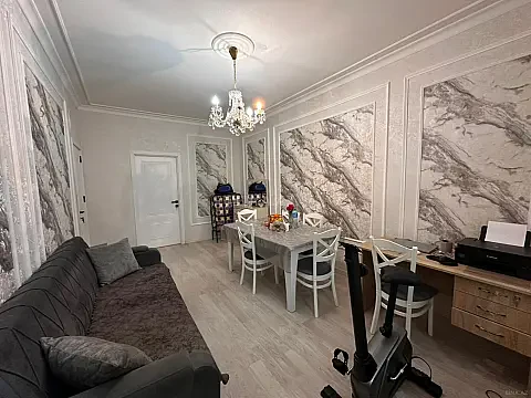Satılır 2 otaqlı mənzil 51 m²
