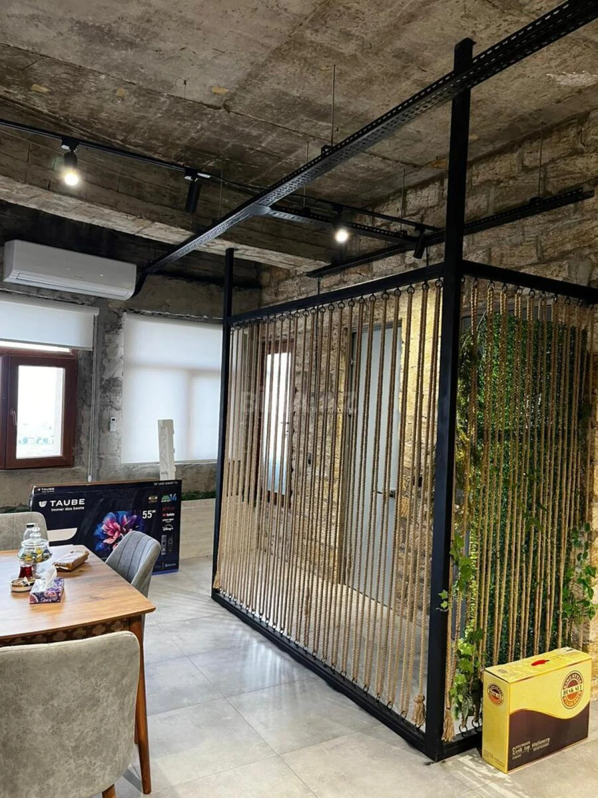 Kirayə verilir 1 otaqlı ofis 110 m²