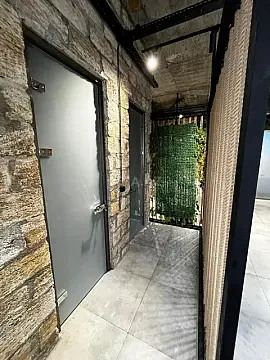Kirayə verilir 1 otaqlı ofis 110 m²