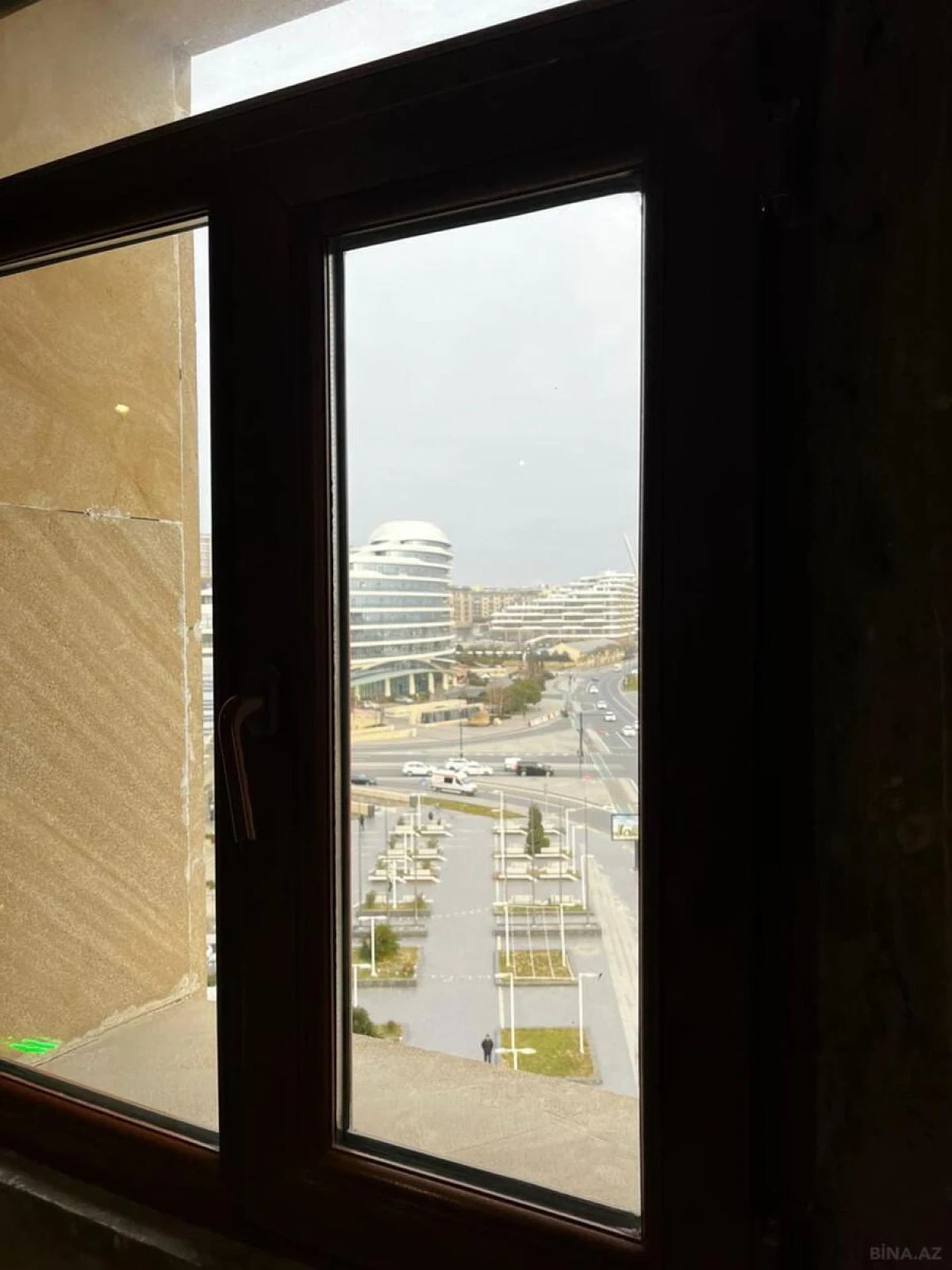 Kirayə verilir 1 otaqlı ofis 110 m²