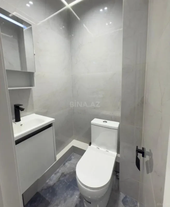Kirayə verilir 3 otaqlı mənzil 110 m²