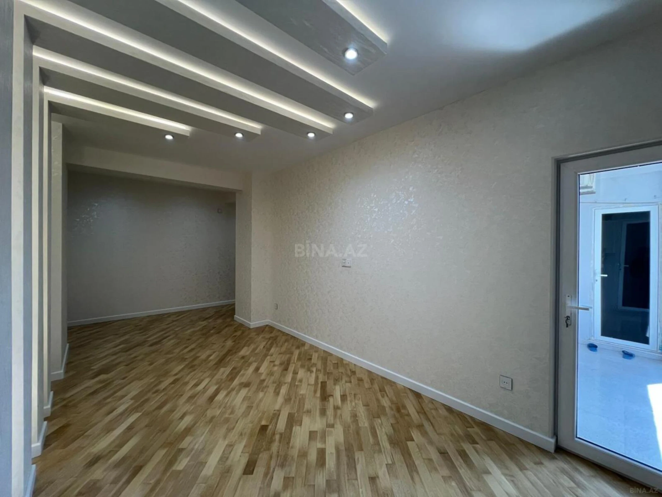 Satılır 3 otaqlı mənzil 106 m²