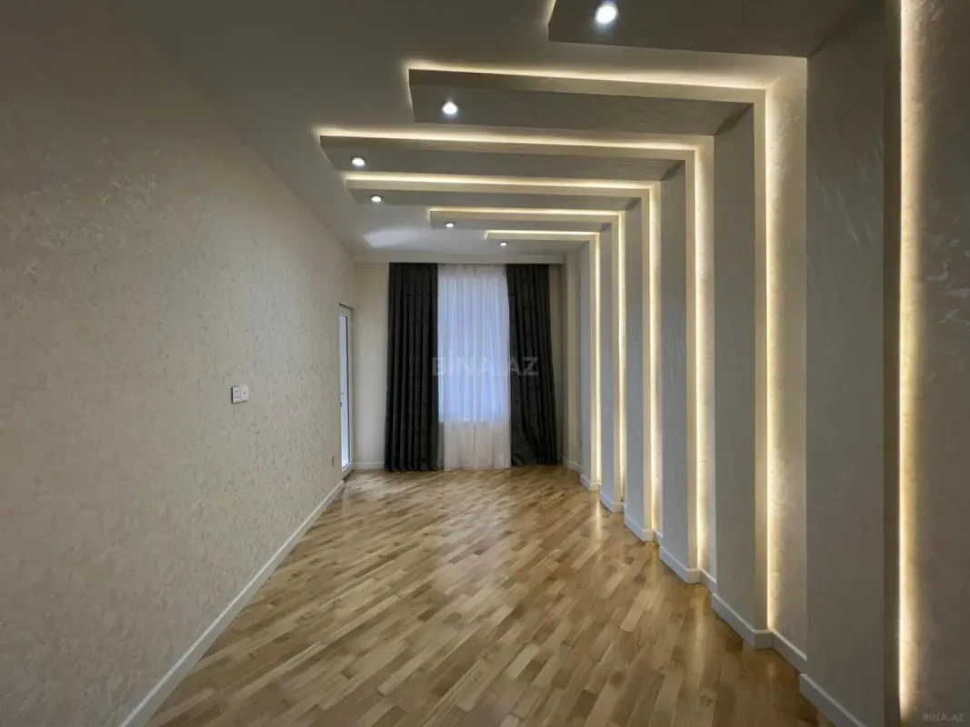 Satılır 3 otaqlı mənzil 106 m²