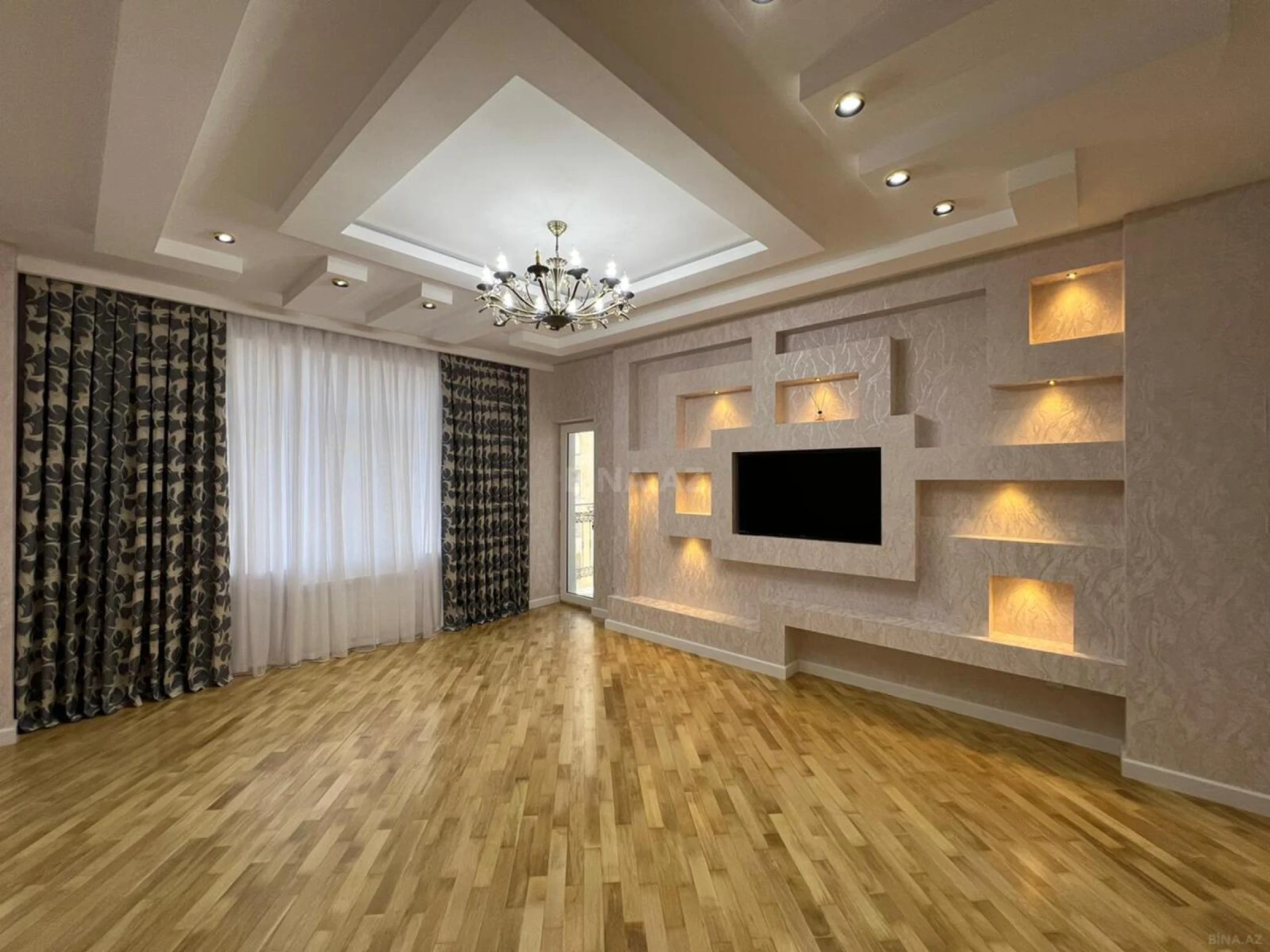 Satılır 3 otaqlı mənzil 106 m²