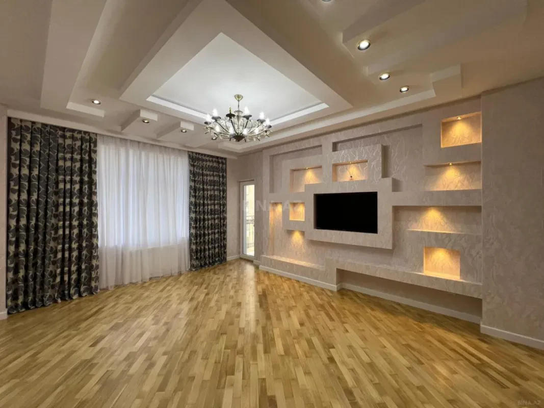 Satılır 3 otaqlı mənzil 106 m²