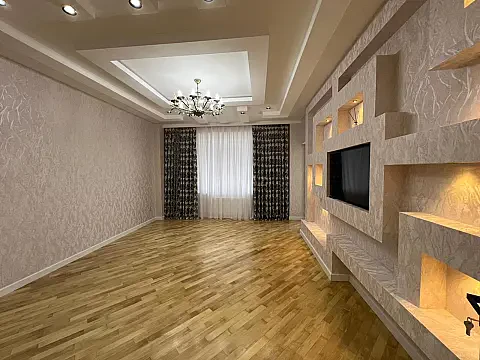 Satılır 3 otaqlı mənzil 106 m²
