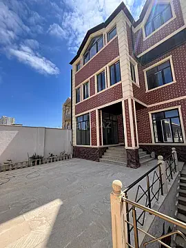Satılır 7 otaqlı həyət evi 480 m² — Bakı 7 otaq 480.00 m²