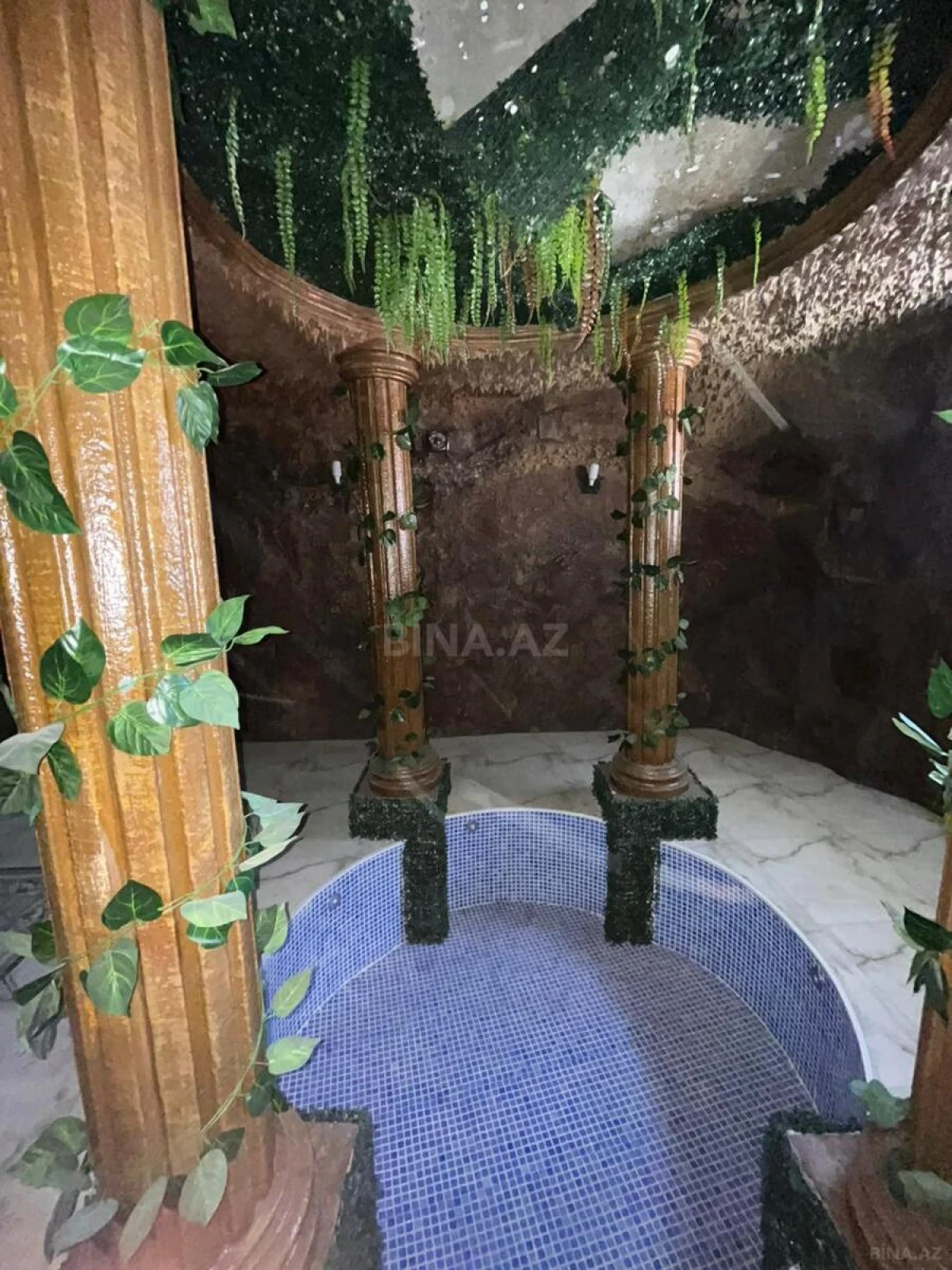 Satılır 7 otaqlı həyət evi 480 m²
