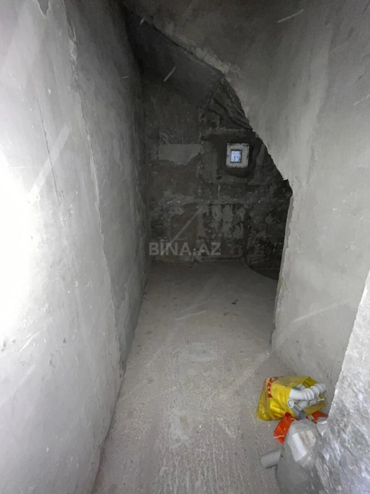 Satılır 7 otaqlı həyət evi 480 m²