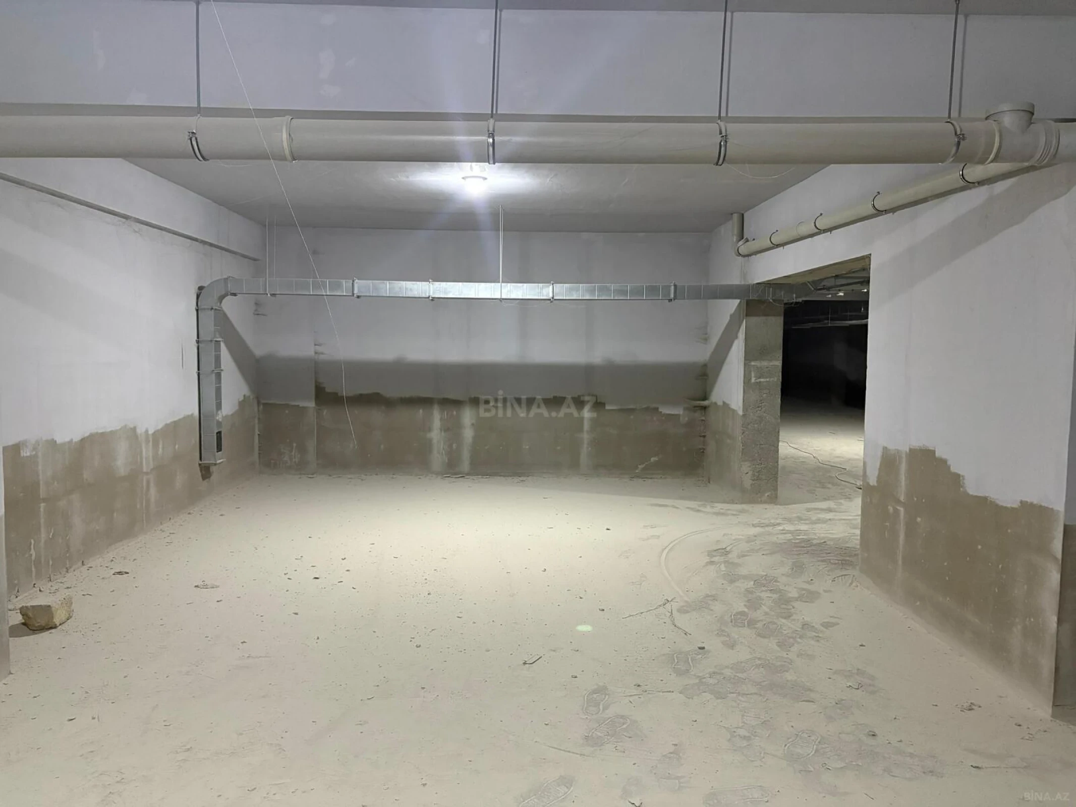 Satılır qaraj 37 m²