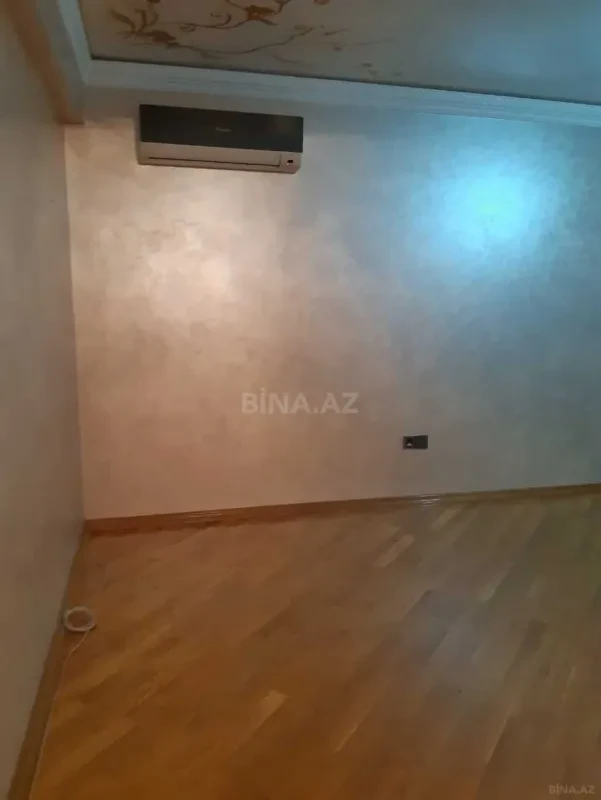Satılır 2 otaqlı mənzil 75 m²