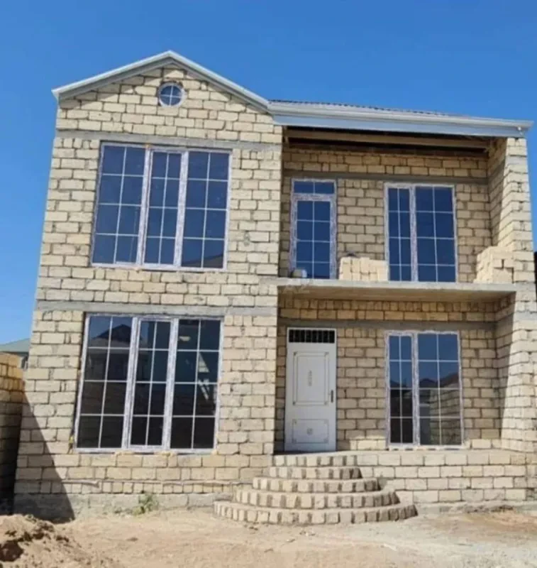 Satılır 4 otaqlı həyət evi 170 m²