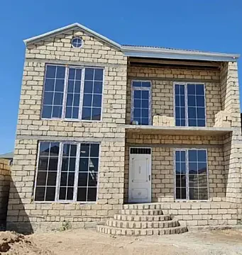 Satılır 4 otaqlı həyət evi 170 m²