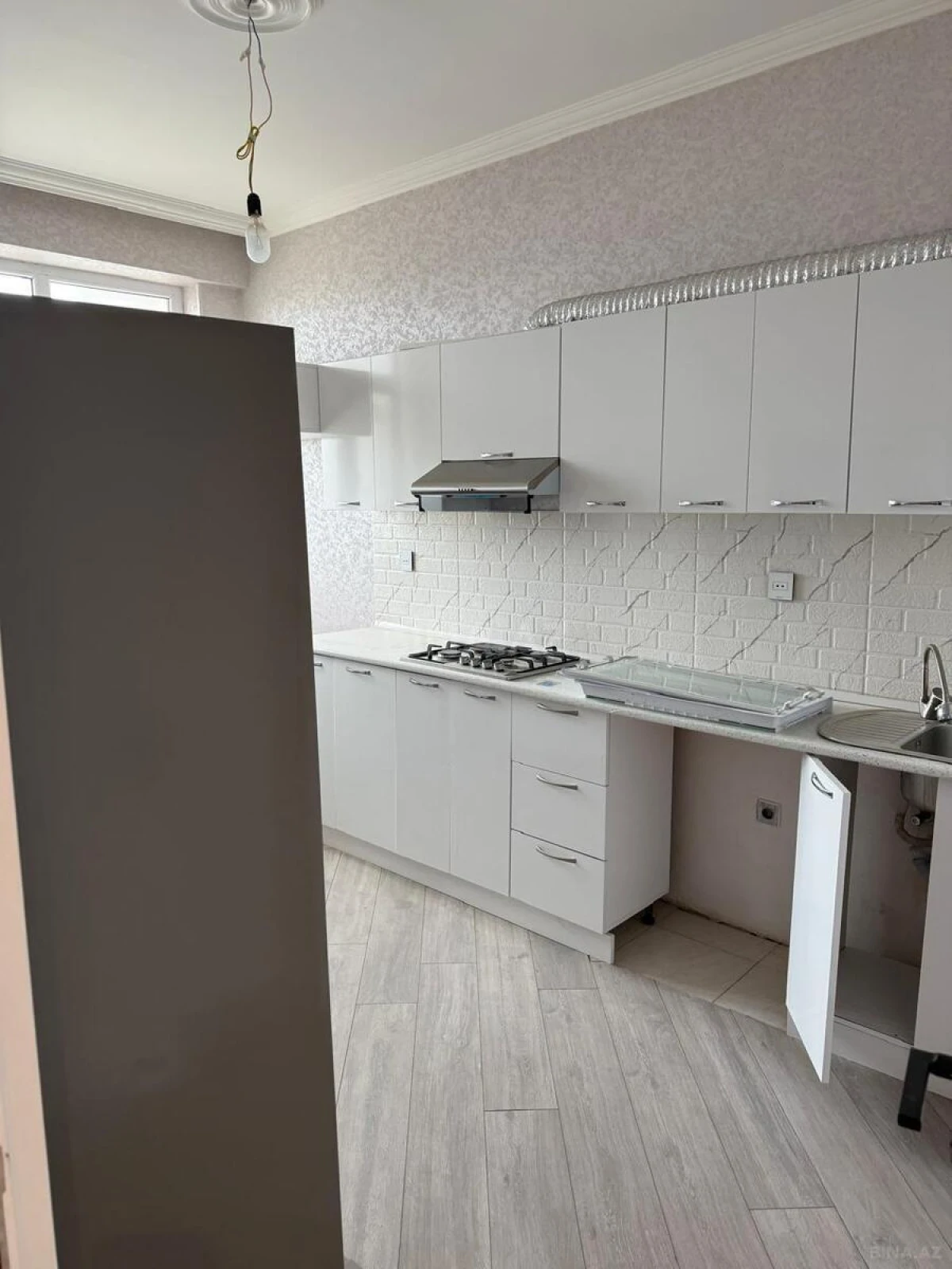 Satılır 3 otaqlı mənzil 81 m²