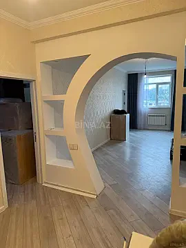 Satılır 3 otaqlı mənzil 81 m² — Bakı, Həzi Aslanov qəs. 3 otaq 81.00 m²