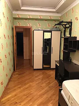 Kirayə verilir 3 otaqlı mənzil 113 m²