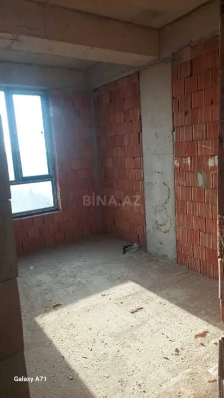 Satılır 2 otaqlı mənzil 64 m²